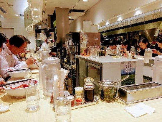 どうとんぼり 神座 心斎橋店